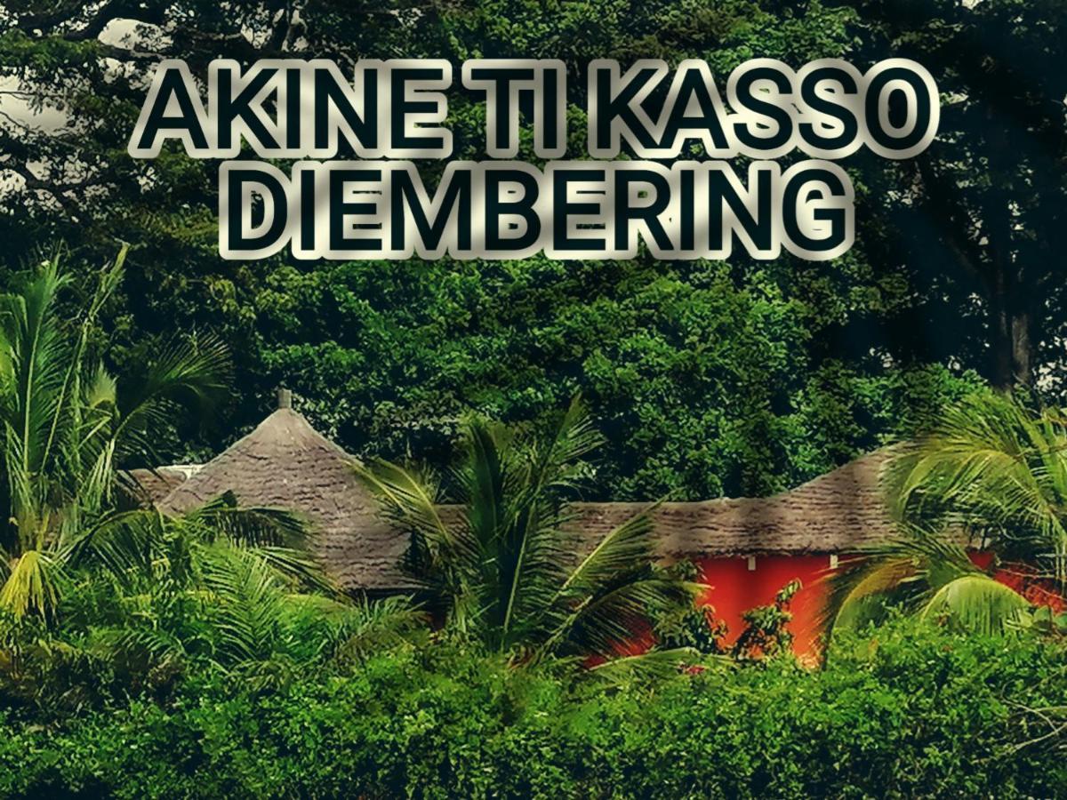Akine Ti Kasso Piscine Hotel Diembereng Ngoại thất bức ảnh